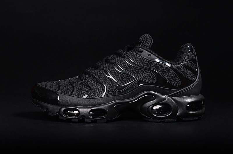basket nike requin homme noire basket nike requin homme noire