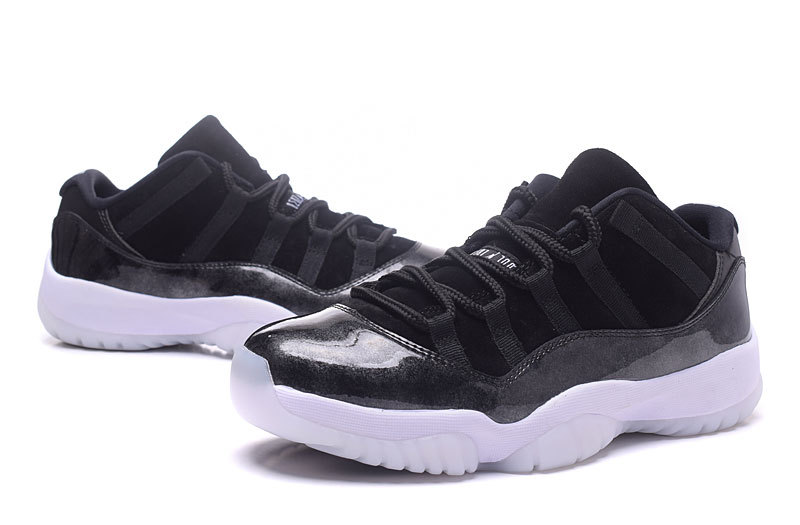 jordan retro 11 noir et blanche