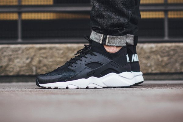 nike huarache run ultra blanche